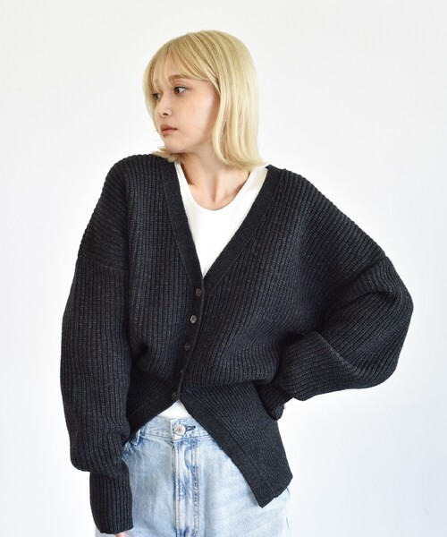 CODE A(コードエー)の「◆CODE A | design volume cardigan(カーディガン/ボレロ・レディース・パープル/ダークグレー/オフホワイト・00)」の20枚目の写真