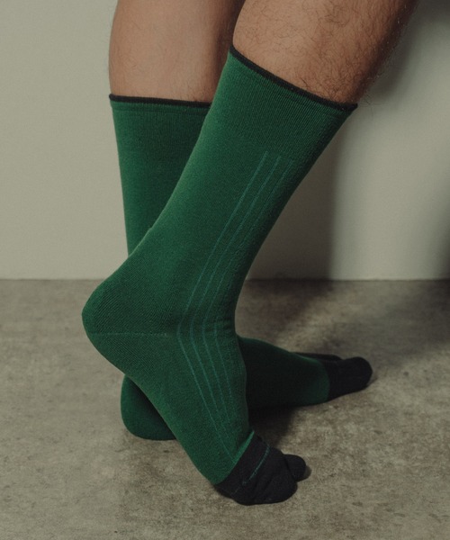 The Role design（ザロールデザイン）の「【 The Role design / ザ・ロールデザイン 】 BICOLOR RIB SOCKS MENS / バイカラー リブソックス メンズ（ソックス/靴下・メンズ・グレイッシュベージュ/ダークグリーン・FREE）」の9枚目の写真