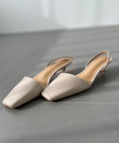 Tony Bianco（トニービアンコ）の「【TONY BIANCO】PERCYスリングバック（パンプス・レディース・オフホワイト/ブラック・6/7）」の5枚目の写真