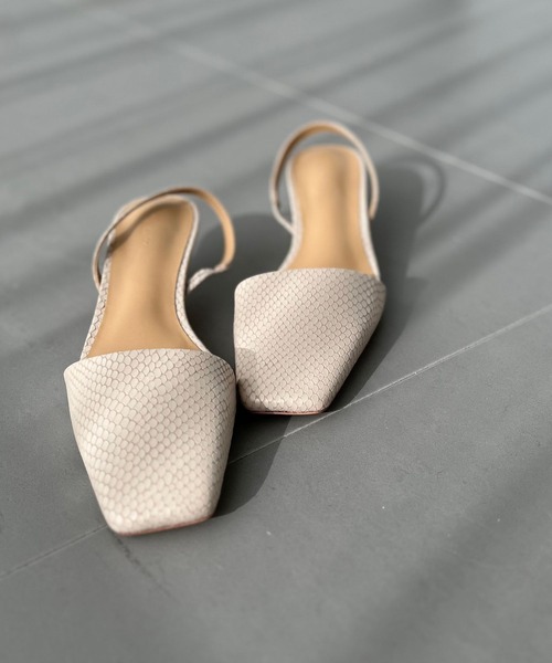 Tony Bianco（トニービアンコ）の「【TONY BIANCO】PERCYスリングバック（パンプス・レディース・オフホワイト/ブラック・6/7）」の6枚目の写真