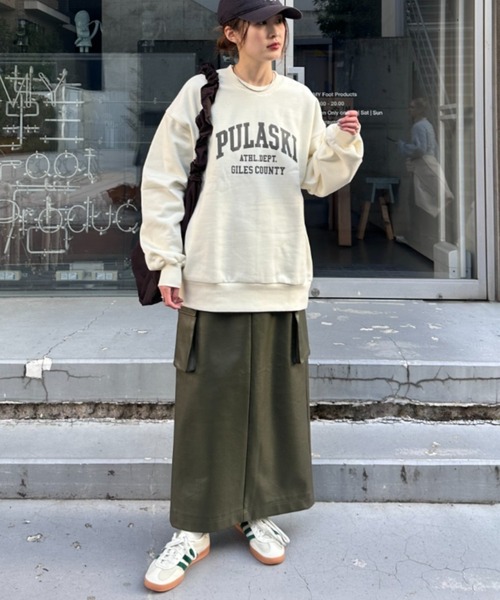 CIAOPANIC TYPY（チャオパニックティピー）の「スウェード裏起毛カレッジスウェット（スウェット・レディース・アイボリー/ブルー/チャコールグレー/ピンク/グレー・ONE SIZE）」の11枚目の写真