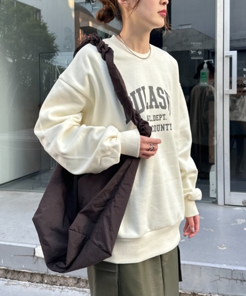 CIAOPANIC TYPY（チャオパニックティピー）の「スウェード裏起毛カレッジスウェット（スウェット・レディース・アイボリー/ブルー/チャコールグレー/ピンク/グレー・ONE SIZE）」の9枚目の写真