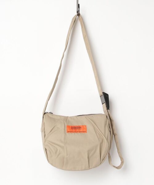 UNIVERSAL PRODUCTS（ユニバーサルプロダクツ）の「UNIVERSAL OVERALL / GABARDINE HOBO SHOULDER (M) / UVO-157（ショルダーバッグ・レディース・カーキ/ブラック/ベージュ・ONESIZE）」の11枚目の写真