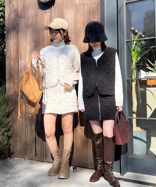 ISOOK(アイスー)の「【ISOOK / アイスー】キルティングフロントジップミニスカート / セットアップ可能 タイト ジャガード ジップスカート ZOZOTOWN限定(スカート・レディース・アイボリー/ブラック・FREE)」の4枚目の写真