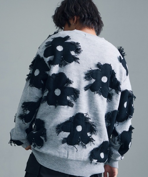 【セール】『CavariA/キャバリア』綿タッチアクリルニットジャガードフリンジフラワー長袖トレーナー（スウェット）｜SILVER BULLET（シルバーバレット）