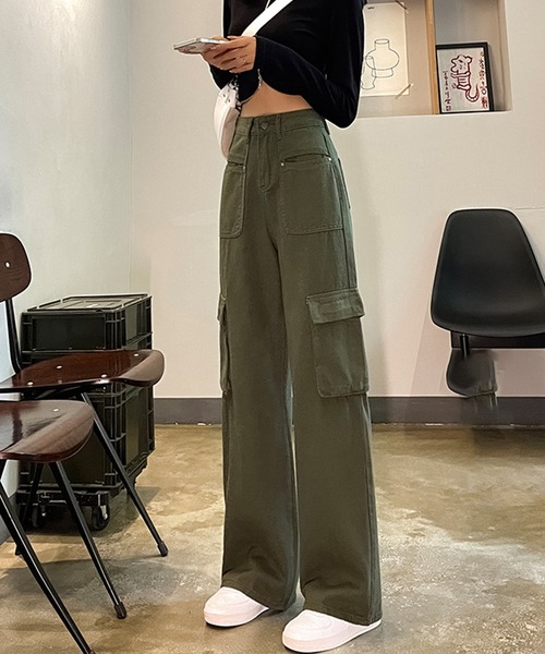 aimoha(アイモハ)の「カーゴ風カラーデニムパンツ(カーゴパンツ・レディース・ブラック/カーキ/オフホワイト/チョコ・MEDIUM/LARGE/X-LARGE/SMALL)」の16枚目の写真