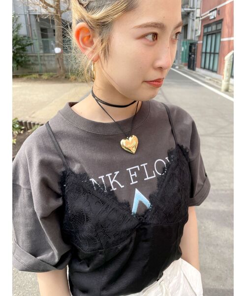 Ungrid(アングリッド)の「レースコンビサテンキャミ(キャミソール・レディース・ブラック/ブルー/オフホワイト・FREE)」の6枚目の写真