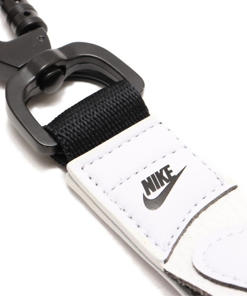 セール】NIKE SWOOSH KEY HOLDER / ナイキ スウッシュ