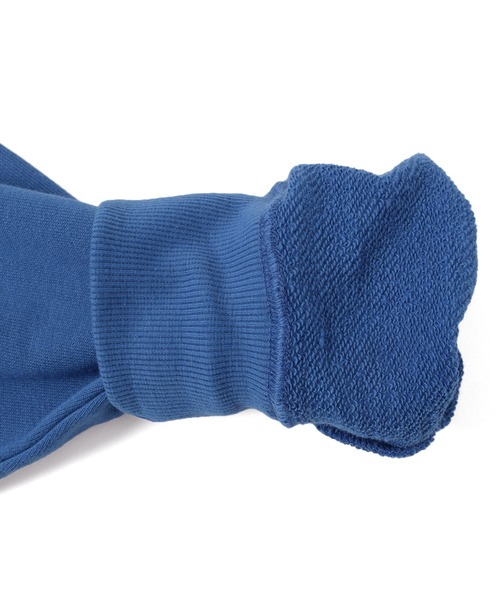 GLAZOS（グラソス）の「TC裏毛・クールバックロゴプリントトレーナー（スウェット・キッズ・グリーン系その他/ブルー/ベージュ/ブラック・140cm/150cm/160cm/170cm）」の13枚目の写真