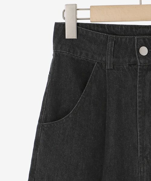 MAJESTIC LEGON（マジェスティックレゴン）の「タックワイドデニム（デニムパンツ・レディース・ピンク/ブラック/ブルー・MEDIUM/SMALL）」の6枚目の写真