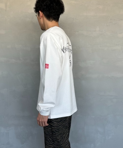 Manhattan Portage（マンハッタンポーテージ）の「[MANHATTAN PORTAGE/マンハッタンポーテージ] 別注 手描き風バックプリントロンT（Tシャツ/カットソー・レディース・ブラック/ブルー/ホワイト・S/M/L/XL）」の19枚目の写真