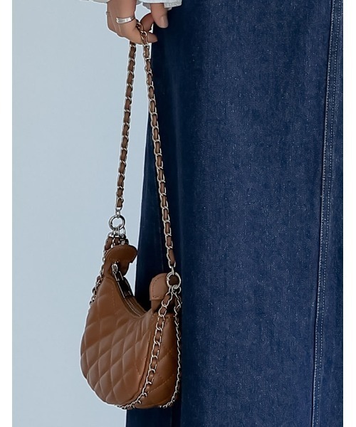 Re:EDIT（リエディ）の「[2024SS COLLECTION]キルトステッチショルダーバッグ（ショルダーバッグ・レディース・ブルー/ブラック/キャメル/ホワイト・FREE）」の4枚目の写真