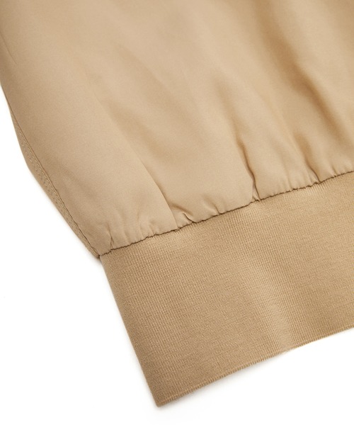 JNBY（ジェーエヌビーワイ）の「V-neck Splice Re-work Cardigan（シャツ/ブラウス・レディース・ブラック/ベージュ・36/38/40）」の22枚目の写真