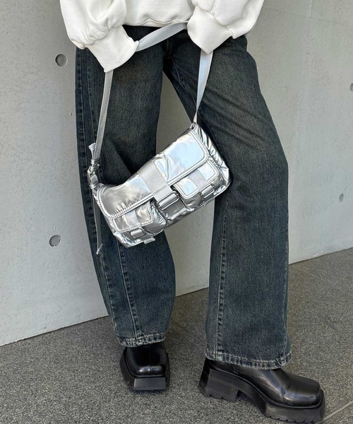 ENVYM（アンビー）の「サイドゴアブーツ（ブーツ・レディース・ブラック/アイボリー・23.0cm/24.0cm/25.0cm）」の11枚目の写真