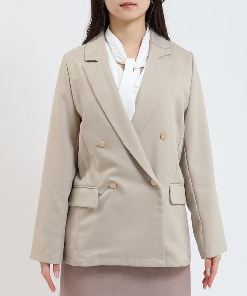 TRUDEA(トルディア)の「ゴールド釦ダブルジャケット(テーラードジャケット・レディース・ベージュ/ネイビー・SMALL/MEDIUM)」の11枚目の写真