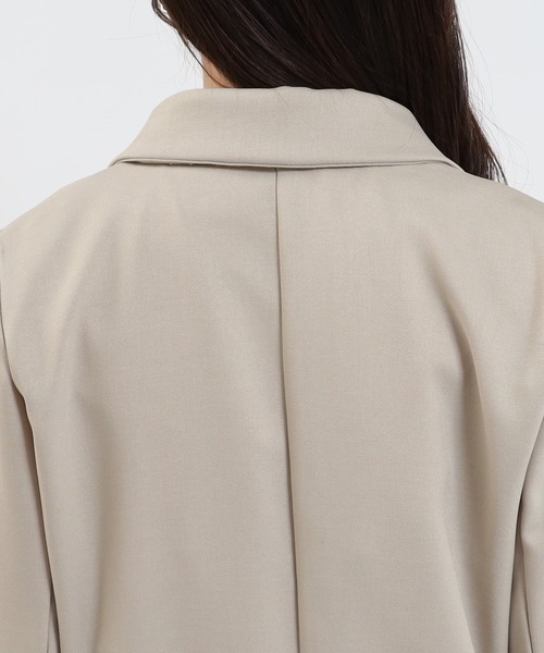 TRUDEA(トルディア)の「ゴールド釦ダブルジャケット(テーラードジャケット・レディース・ベージュ/ネイビー・SMALL/MEDIUM)」の15枚目の写真