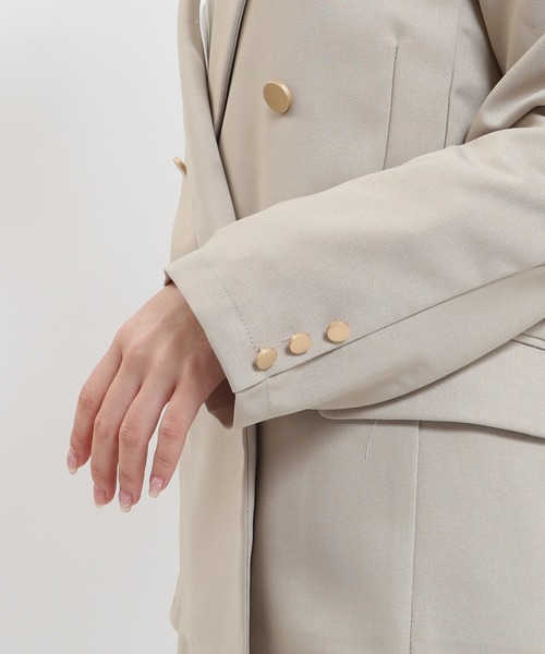 TRUDEA(トルディア)の「ゴールド釦ダブルジャケット(テーラードジャケット・レディース・ベージュ/ネイビー・SMALL/MEDIUM)」の17枚目の写真