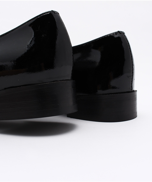 ROSE BUD（ローズバッド）の「(ROSE BUD)18930 CONGO PATENT POINTED TOE SHOES 【sweet掲載】パテントポインテッドトゥシューズ（その他シューズ・レディース・ブラック/オフホワイト/ネイビー・36/38/39/37）」の6枚目の写真