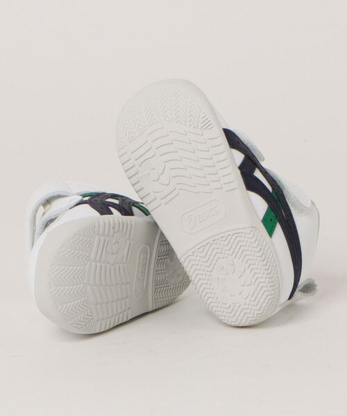 ASICS(アシックス)の「asics アシックス 12-135 AMULEFIRST SL アミュレファースト SL 1144A223 107 W/DARKNAVY(スニーカー・キッズ・ホワイト・12/12.5/13/13.5)」の3枚目の写真