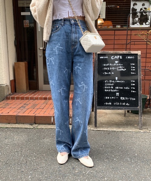 N.s（エヌドットエス）の「リボンデザインテーパードデニムパンツ（デニムパンツ・レディース・ブルー・S/M/L）」の6枚目の写真