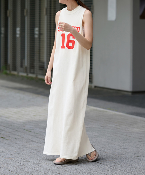 U by SPICK&SPAN(ユーバイスピックアンドスパン)の「【RUSSELL ATHLETIC】別注アメスリロゴマキシワンピース(ワンピース・レディース・ネイビー/ブラック系その他/アイボリー・FREE)」の10枚目の写真