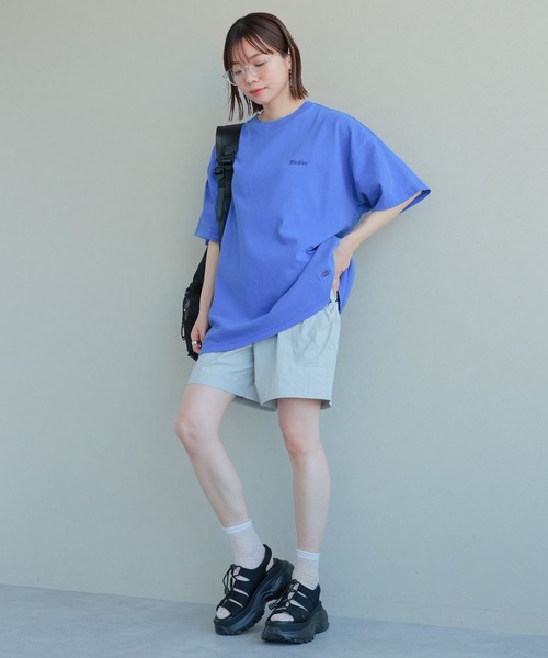 Dickies（ディッキーズ）の「【Dickies/ディッキーズ】ピグメントルーズTシャツ（Tシャツ/カットソー・レディース・ブラック/イエロー/ブルー/グリーン/ホワイト・FREE）」の19枚目の写真