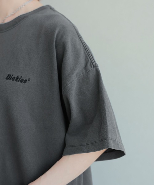 Dickies（ディッキーズ）の「【Dickies/ディッキーズ】ピグメントルーズTシャツ（Tシャツ/カットソー・レディース・ブラック/イエロー/ブルー/グリーン/ホワイト・FREE）」の14枚目の写真