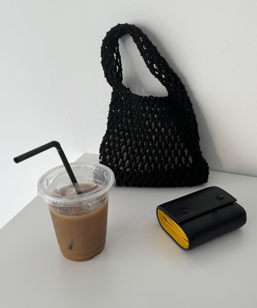 CANAL JEAN(キャナルジーン)の「El mar メッシュミニバッグ(ハンドバッグ・レディース・ブラック/オフホワイト/ブルー/イエロー・ONE SIZE)」の5枚目の写真