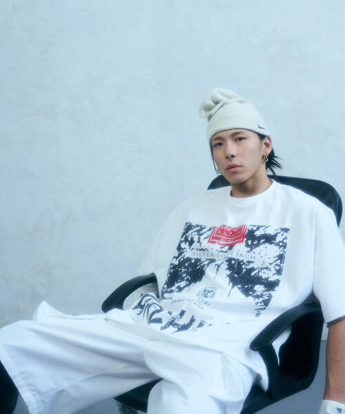 DANKE SCHON（ダンケシェーン）の「DankeSchon/ダンケシェーン/CIGARETTE DOLMAN S/S Tシャツ（Tシャツ/カットソー・レディース・チャコールグレー/ホワイト・L/M）」の5枚目の写真