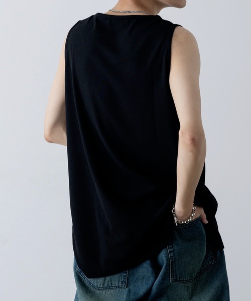 INTER FACTORY（インターファクトリー）の「ファッションインフルエンサー しの  - Waffle Slit Layered Tank Top / ワッフルスリットレイヤードタンクトップ　made in INTER FACTORY（タンクトップ・メンズ・ブラック/ホワイト・SMALL/MEDIUM/LARGE/X-LARGE）」の17枚目の写真