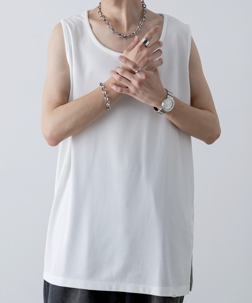 INTER FACTORY（インターファクトリー）の「ファッションインフルエンサー しの  - Waffle Slit Layered Tank Top / ワッフルスリットレイヤードタンクトップ　made in INTER FACTORY（タンクトップ・メンズ・ブラック/ホワイト・SMALL/MEDIUM/LARGE/X-LARGE）」の5枚目の写真