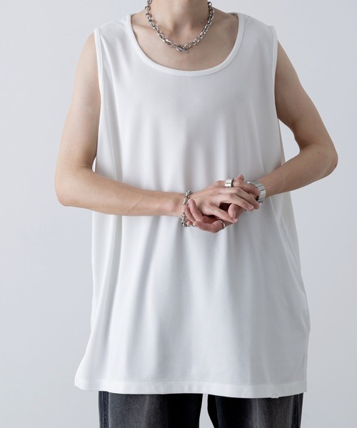 INTER FACTORY（インターファクトリー）の「ファッションインフルエンサー しの  - Waffle Slit Layered Tank Top / ワッフルスリットレイヤードタンクトップ　made in INTER FACTORY（タンクトップ・メンズ・ブラック/ホワイト・SMALL/MEDIUM/LARGE/X-LARGE）」の6枚目の写真