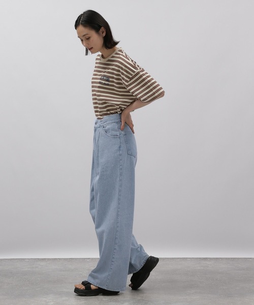 LAKOLE（ラコレ）の「ボーダー刺繍TEE / 115396（Tシャツ/カットソー・レディース・ブラウン系/アイボリー系2/ブルー系2・SMALL/MEDIUM）」の10枚目の写真