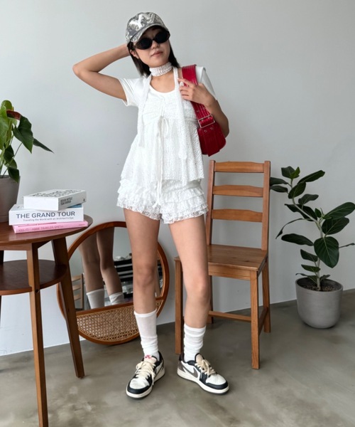 SHAGGIE（シャギー）の「【ペットボトルが入る】ワンハンドルエナメルスクエアバッグ（ハンドバッグ・レディース・ブラック/レッド・FREE）」の8枚目の写真