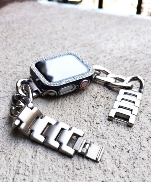 zandy(ズィーアンドワイ)の「zandy ズィーアンドワイ Apple Watch ケース&ベルトセット【ストーンツヤハードケース】アップルウォッチカバー& ステンレスチェーンバンド /// set12(デジタル腕時計・レディース・シルバー系その他/ピンクゴールド/ゴールド系その他/ブラック×ゴールド/ホワイト×シルバー/ブラック×シルバー/ストーン/グリーン系その他/ゴールド系その他2・S/M)」の4枚目の写真