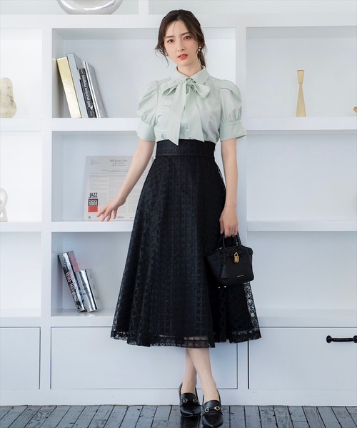 SWINGLE（スウィングル）の「カナージュ刺繍チュールフレア