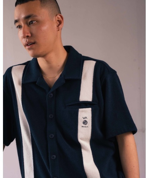 RVCA(ルーカ)の「RVCA メンズ 【ALL TIME COLLECTION】 ALLTIME TERRY HS SHIRT ショートスリーブシャツ 【2024年夏モデル】/ルーカテリークロスオープンカラーシャツ(シャツ/ブラウス・メンズ・オフホワイト/ブラック/ネイビー・SMALL/MEDIUM/LARGE)」の3枚目の写真