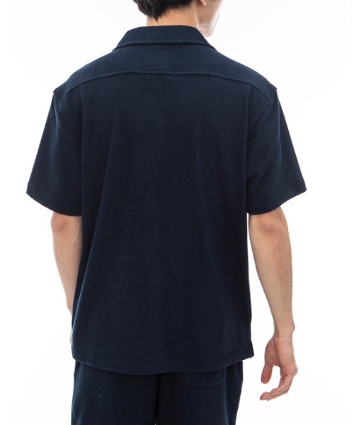 RVCA(ルーカ)の「RVCA メンズ 【ALL TIME COLLECTION】 ALLTIME TERRY HS SHIRT ショートスリーブシャツ 【2024年夏モデル】/ルーカテリークロスオープンカラーシャツ(シャツ/ブラウス・メンズ・オフホワイト/ブラック/ネイビー・SMALL/MEDIUM/LARGE)」の17枚目の写真
