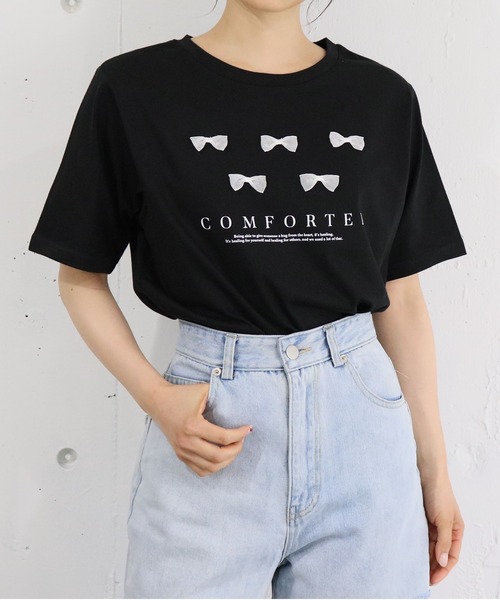 tiptop(ティップトップ)の「リボンモチーフロゴTシャツ(Tシャツ/カットソー・レディース・ベージュ/ブラック/オフホワイト・FREE)」の1枚目の写真