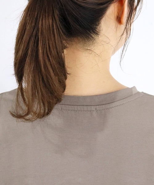 tiptop(ティップトップ)の「リボンモチーフロゴTシャツ(Tシャツ/カットソー・レディース・ベージュ/ブラック/オフホワイト・FREE)」の5枚目の写真