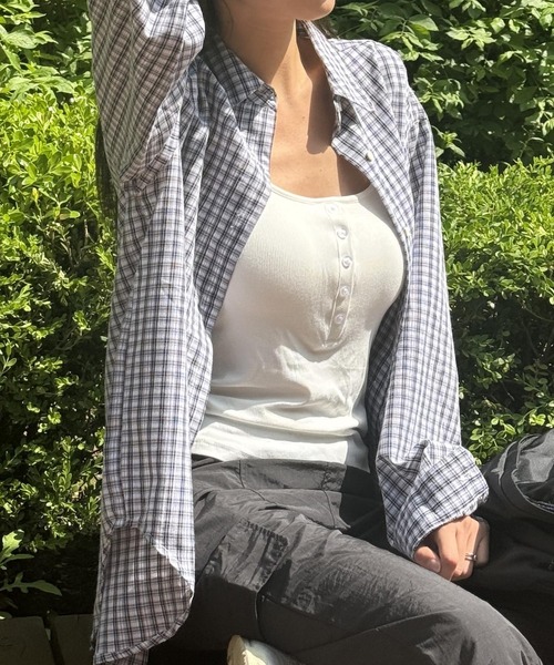 3.3 Field Trip （3.3フィールドトリップ）の「3.3 Field Trip／ボタンTOP（カップ付）（キャミソール・レディース・アイボリー/グレー/ブラック・FREE）」の20枚目の写真