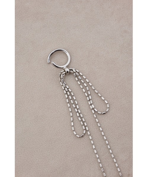 AZUL by moussy(アズールバイマウジー)の「リボンモチーフスウィングイヤーカフ(ピアス(両耳用)・レディース・ブラック/シルバー・FREE)」の9枚目の写真