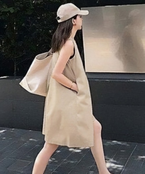 La-gemme（ラジェム）の「水陸両用ラッシュガードロンパース（つなぎ/オールインワン・レディース・グリーン系その他3/グリーン系その他2/ブラック系その他/カーキ/ブラック/グリーン系その他/ミント/ベージュ/ベージュ系その他/モスグリーン・M/L）」の5枚目の写真