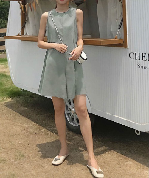 La-gemme（ラジェム）の「水陸両用ラッシュガードロンパース（つなぎ/オールインワン・レディース・グリーン系その他3/グリーン系その他2/ブラック系その他/カーキ/ブラック/グリーン系その他/ミント/ベージュ/ベージュ系その他/モスグリーン・M/L）」の10枚目の写真