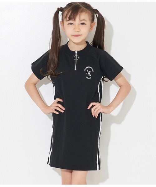 ANAP kids（アナップキッズ）の「サイドラインミニ裏毛ハーフジップワンピース（ワンピース・キッズ・ラベンダー/ブラック・110cm/120cm/130cm）」の2枚目の写真