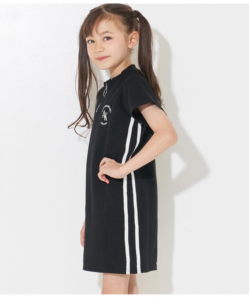ANAP kids（アナップキッズ）の「サイドラインミニ裏毛ハーフジップワンピース（ワンピース・キッズ・ラベンダー/ブラック・110cm/120cm/130cm）」の17枚目の写真