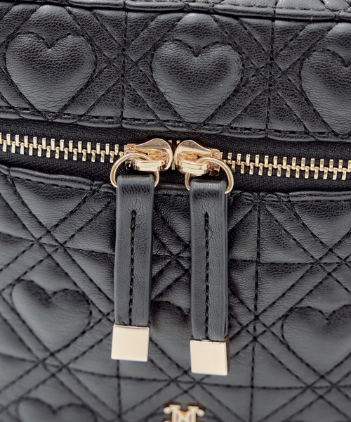 one after another NICE CLAUP（ワンアフターアナザーナイスクラップ）の「ハートキルティングバニティーバッグ（ショルダーバッグ・レディース・ブラック/ベージュ/ホワイト系その他/アイボリー/レッド系・FREE）」の9枚目の写真