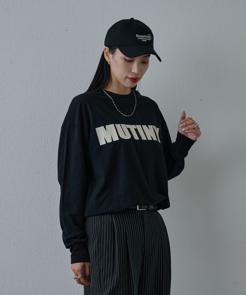 COLONY 2139（コロニートゥーワンスリーナイン）の「フロントロゴプリント長袖Tシャツ（Tシャツ/カットソー・メンズ・ブラック/ホワイト・MEDIUM/LARGE）」の10枚目の写真