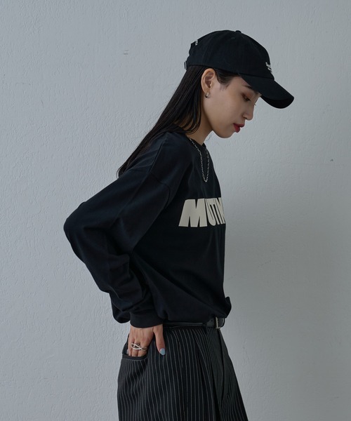 COLONY 2139（コロニートゥーワンスリーナイン）の「フロントロゴプリント長袖Tシャツ（Tシャツ/カットソー・メンズ・ブラック/ホワイト・MEDIUM/LARGE）」の9枚目の写真