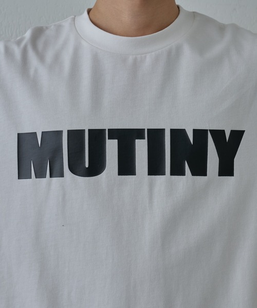 COLONY 2139（コロニートゥーワンスリーナイン）の「フロントロゴプリント長袖Tシャツ（Tシャツ/カットソー・メンズ・ブラック/ホワイト・MEDIUM/LARGE）」の14枚目の写真